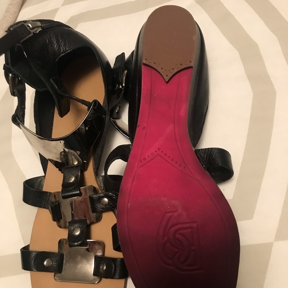 New never wore - Picture 2 of 2